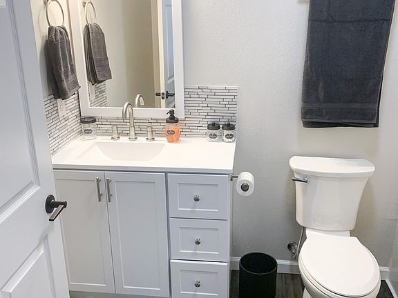 5th image of 143 W Rainsong St