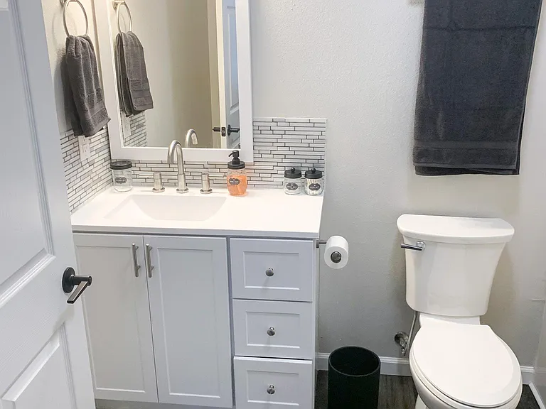 143 W Rainsong St — Photo 5
