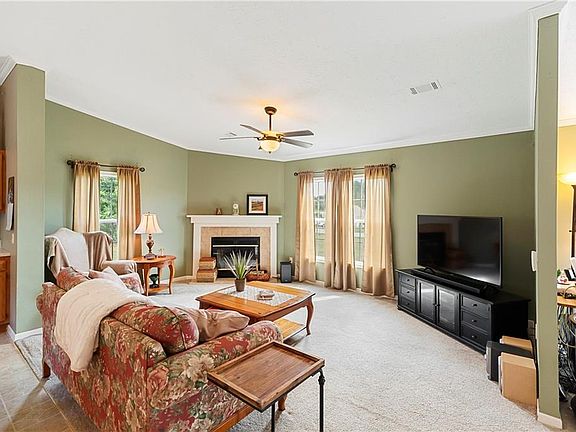 4th image of 100 Chicoma Dr
