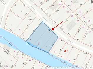 106 Stennis St, Pass Christian, MS 39571
