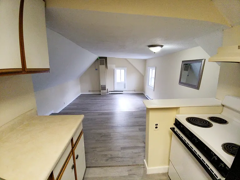 18 Walnut St #2 — Photo 24