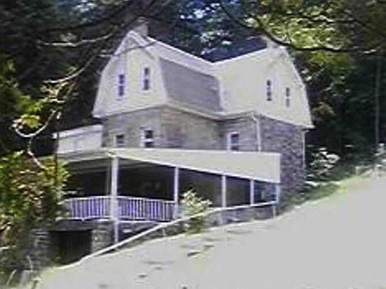 1st image of 440 E Pittsburgh St