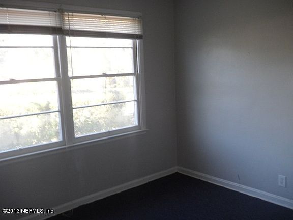 5th image of 1154 Glencarin St