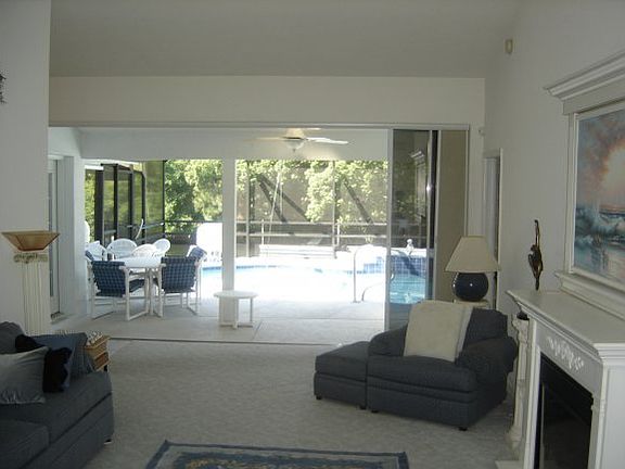 5th image of 1530 SE Pinwheel Dr