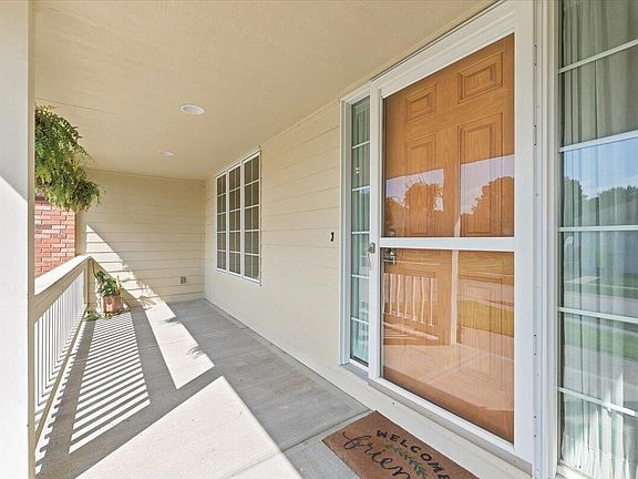4th image of 1400 Timber Ln