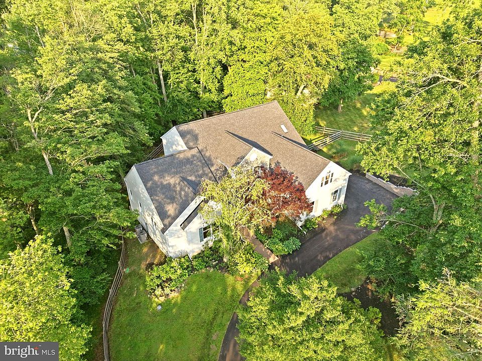 1st image of 335 Ridley Creek Ln