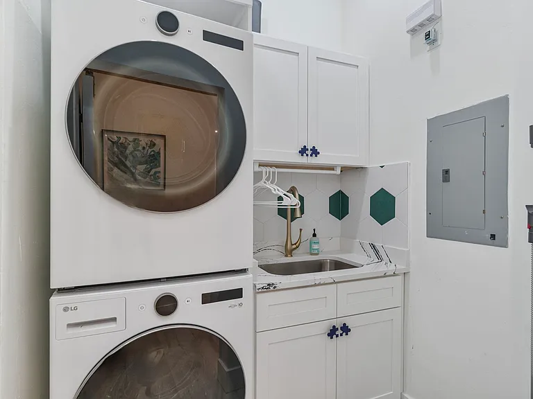 1310 Charleston Square Dr #202 — Photo 77