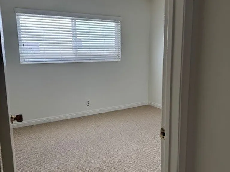 207 W Marquita #6 — Photo 10