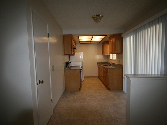 4th image of 1330 Essex Way #2