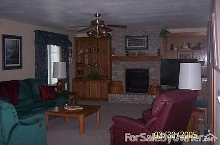 2nd image of 203 Spruce Dr