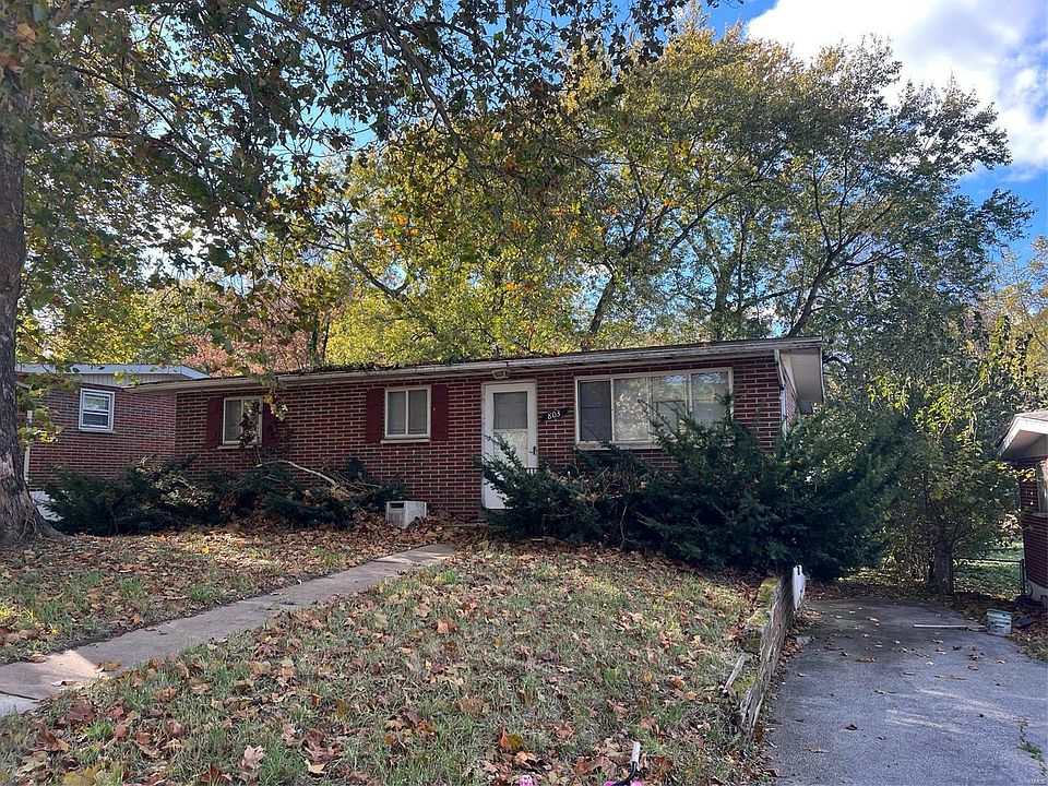 1st image of 803 Thomas Ave