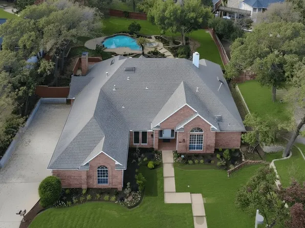 429 Remington Dr E, Lewisville, TX 75077