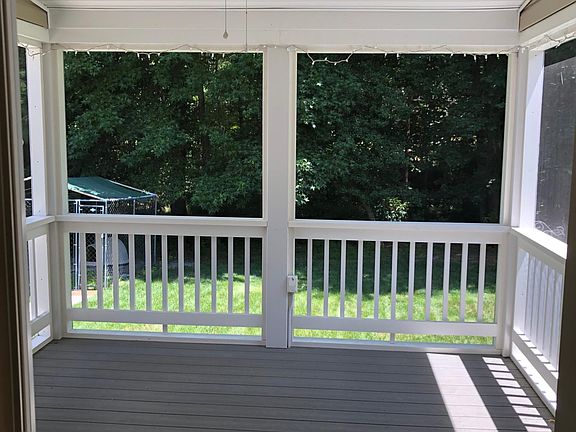 2nd image of 6947 Henrietta Ct