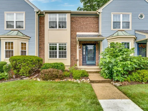 1604 Mulberry Ct, Monmouth Junction, NJ 08852