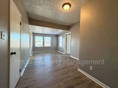 1645 E St #2 Photo 1