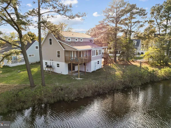 1 Tingle St, Ocean View, DE 19970