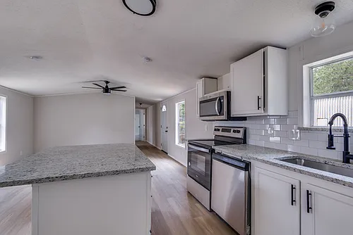 89 Harbor Ln Photo 1