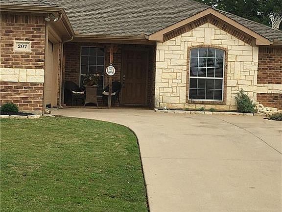 3rd image of 207 Meadowside Dr