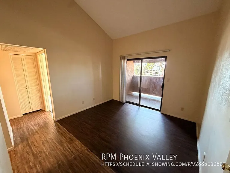 Parkside Apartments — Photo 35