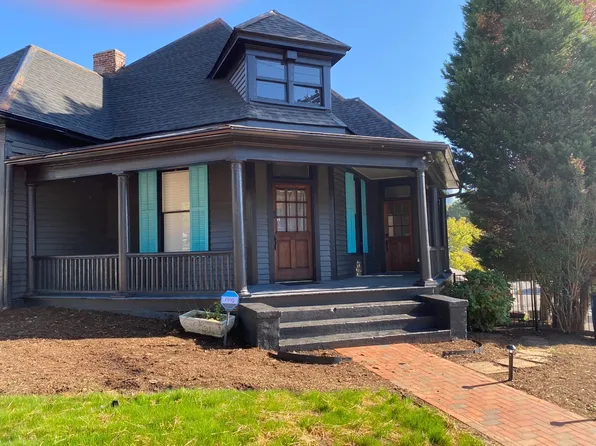 701 Brookstown Ave #B, Winston Salem, NC 27101