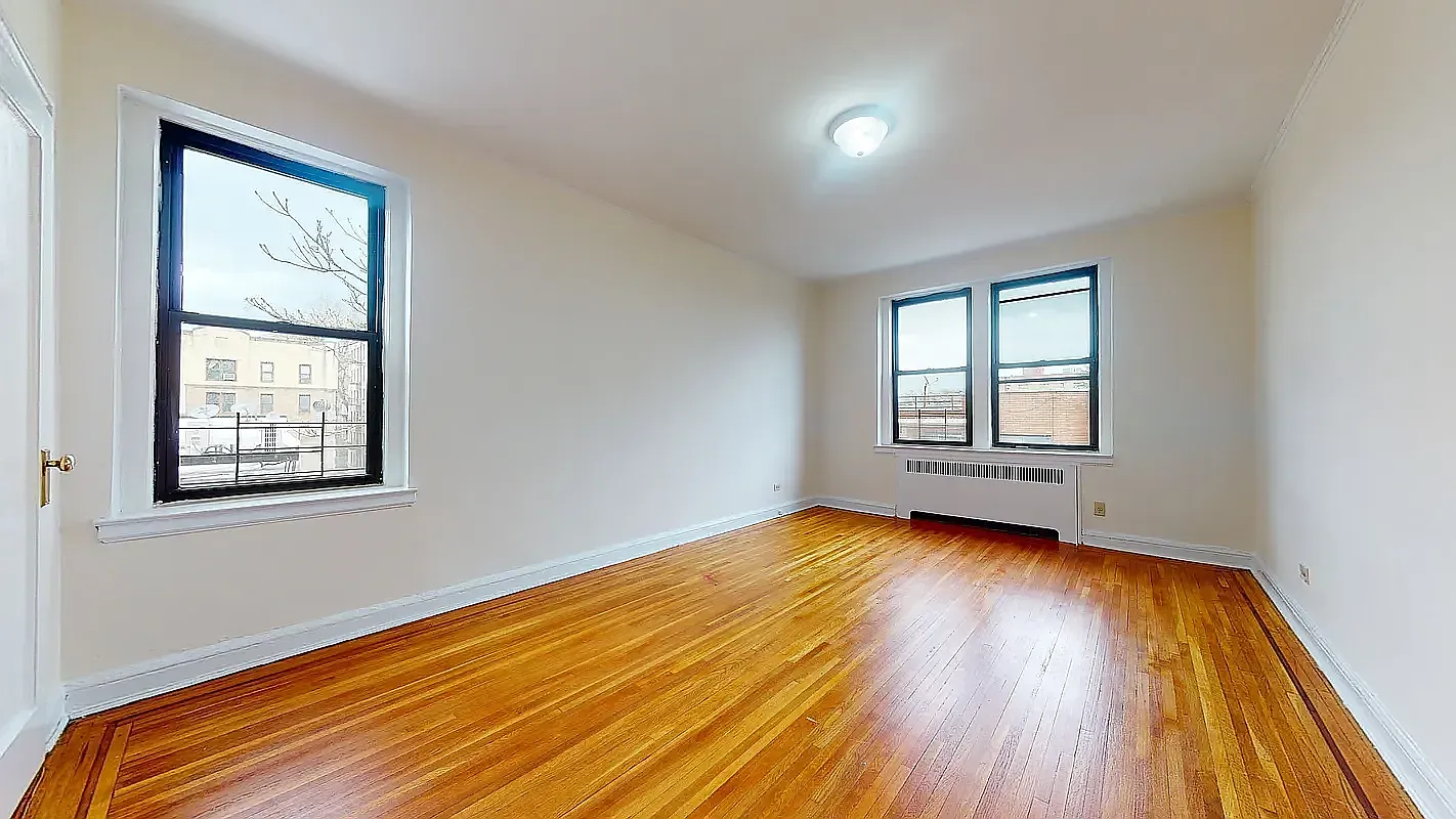83-14 Lefferts Boulevard — Photo 3