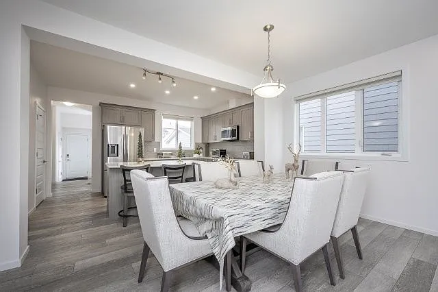 368 Yorkville Ave SW — Photo 10