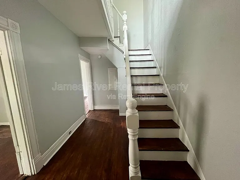 1521 Taylor St — Photo 12