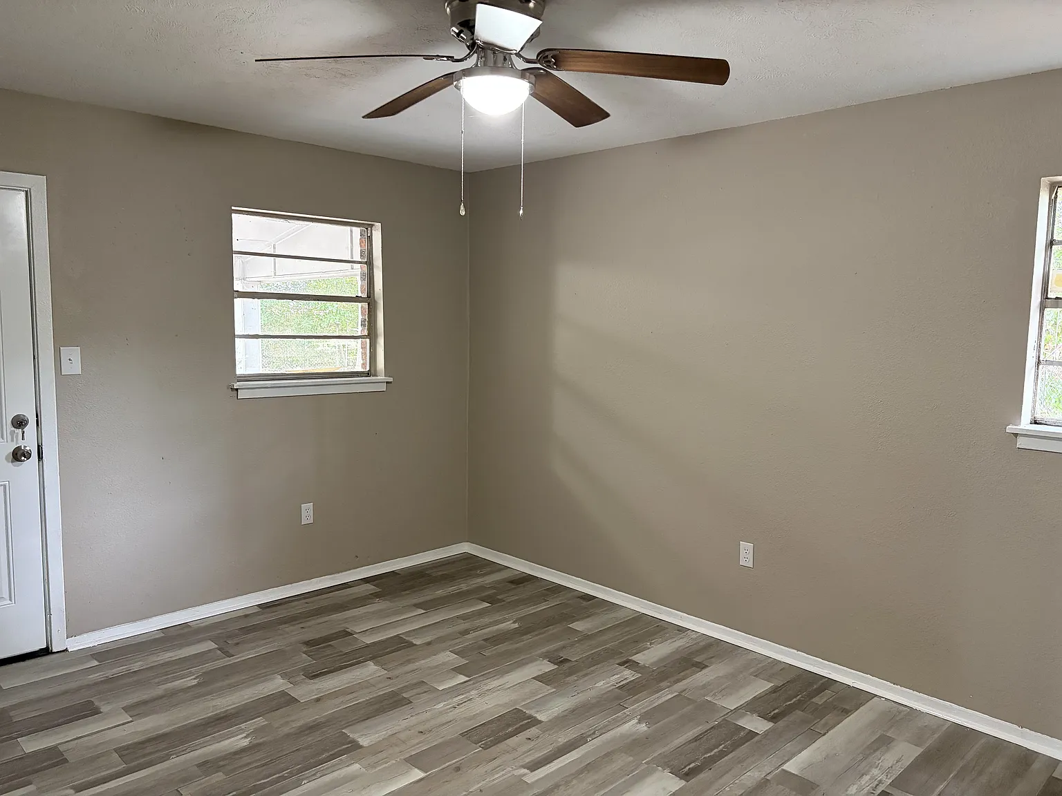 3 bed, 1400 sqft, $1,195 — Photo 3
