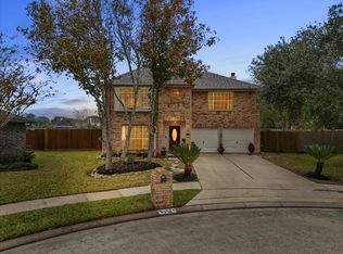 202 Armand Bay Dr, Dickinson, TX 77539