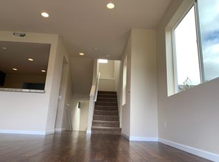 10516 NE Park Ridge Way, Beaverton, OR 97006