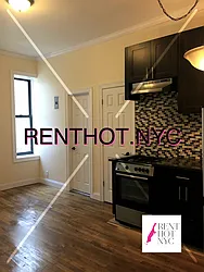 Rented by Weissman Realty