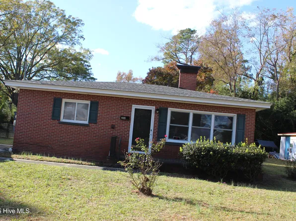 214 Currie Street, Wallace, NC 28466