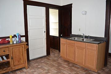 3rd image of 2955-2957 N Holton St #2