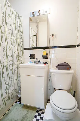 Rented by City Connections Realty | media 11