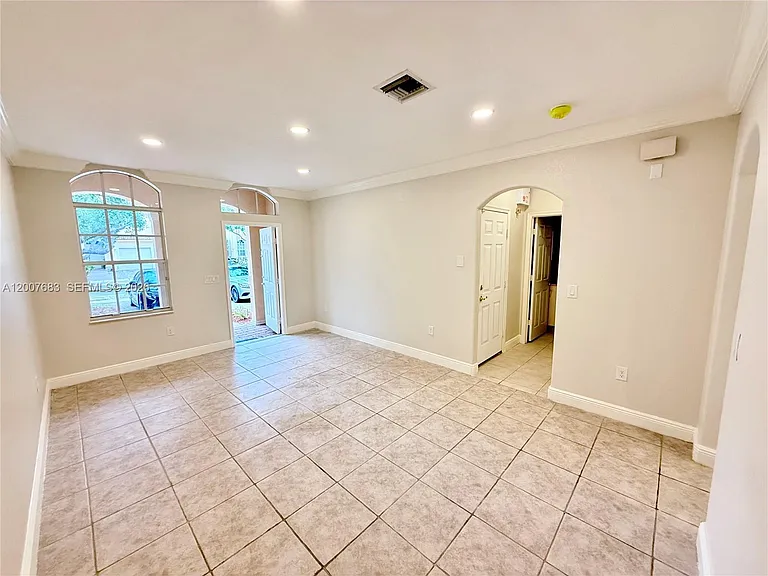 2674 SW 84th Ter #102 — Photo 9
