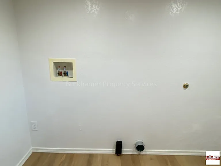 6616 Olympic Hwy #2 — Photo 13