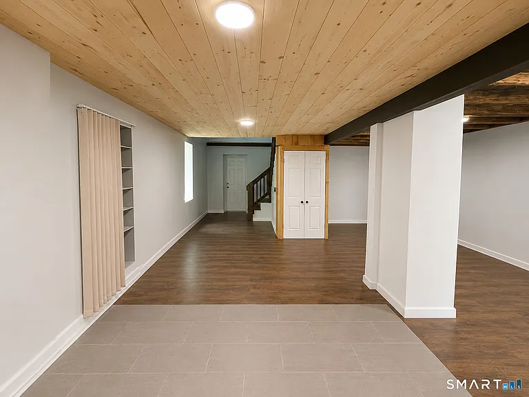 85 Banks Rd — Photo 5