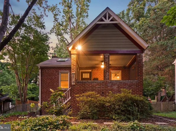 6717 Poplar Ave, Takoma Park, MD 20912