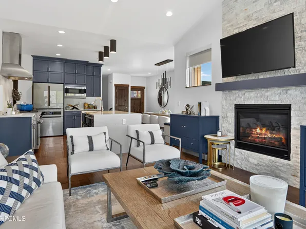 1135 W Cadence Ct, Kamas, UT 84036