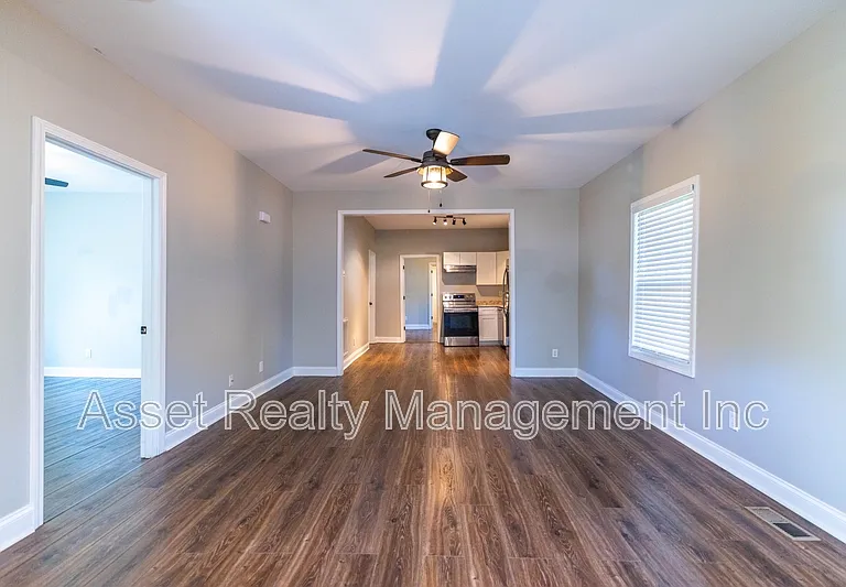 1715 Fay St — Photo 5