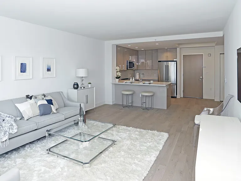 691 Anderson Ave #2 — Photo 2