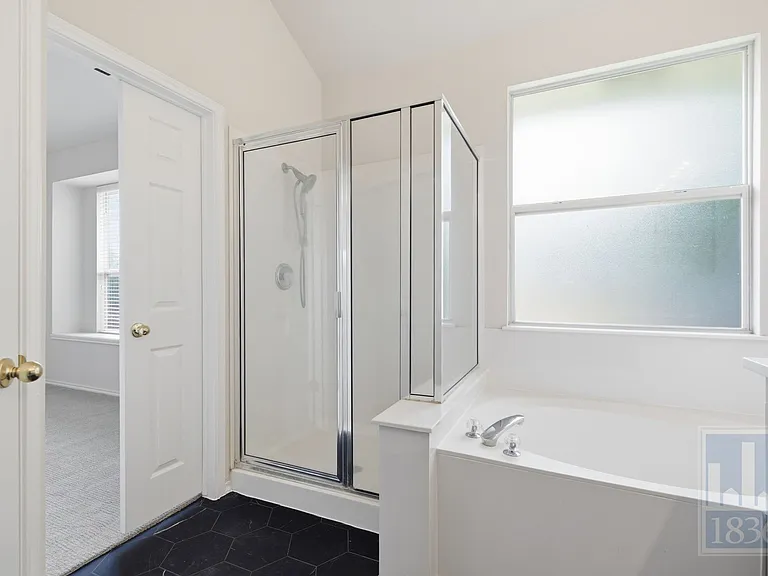 2217 Speidel Dr — Photo 15