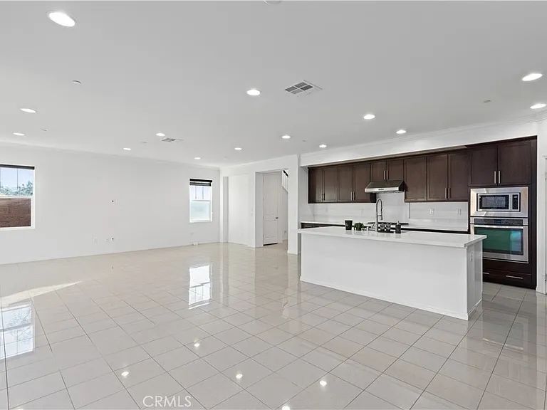 7717 Horizon St — Photo 11