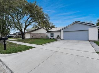 10203 Hollow Canyon Dr, Sugar Land, TX 77498