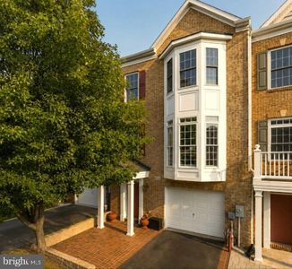 8913 Lee Manor Dr, Ellicott City, MD, 21043