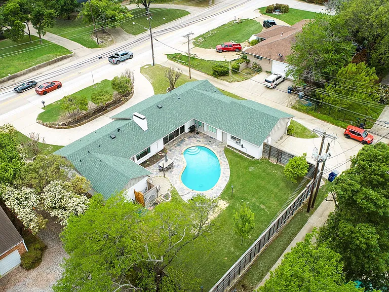 6217 Alpha Rd — Photo 44