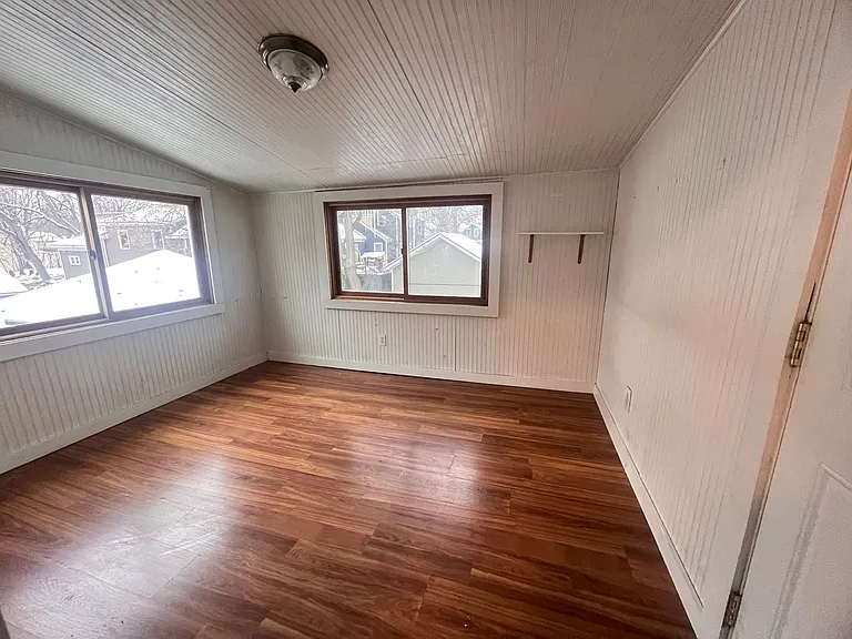 317 Henry Ave SE — Photo 13