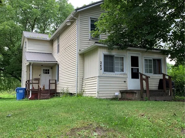 242 E North St, Geneva, NY 14456