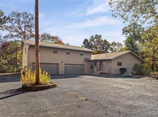 5276 State Route 4, Mascoutah, IL 62258