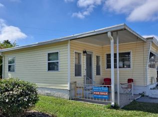 75 Shoreland Dr, Fort Myers, FL 33905